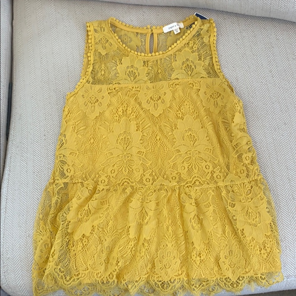New with tags paper + tee size medium tank
